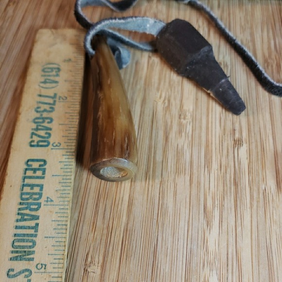 Vtg THE CHEROKEES 3 Pc 11" Powder Horn & Measurer w/Leather Strap & Wood Plug - Picture 5 of 16